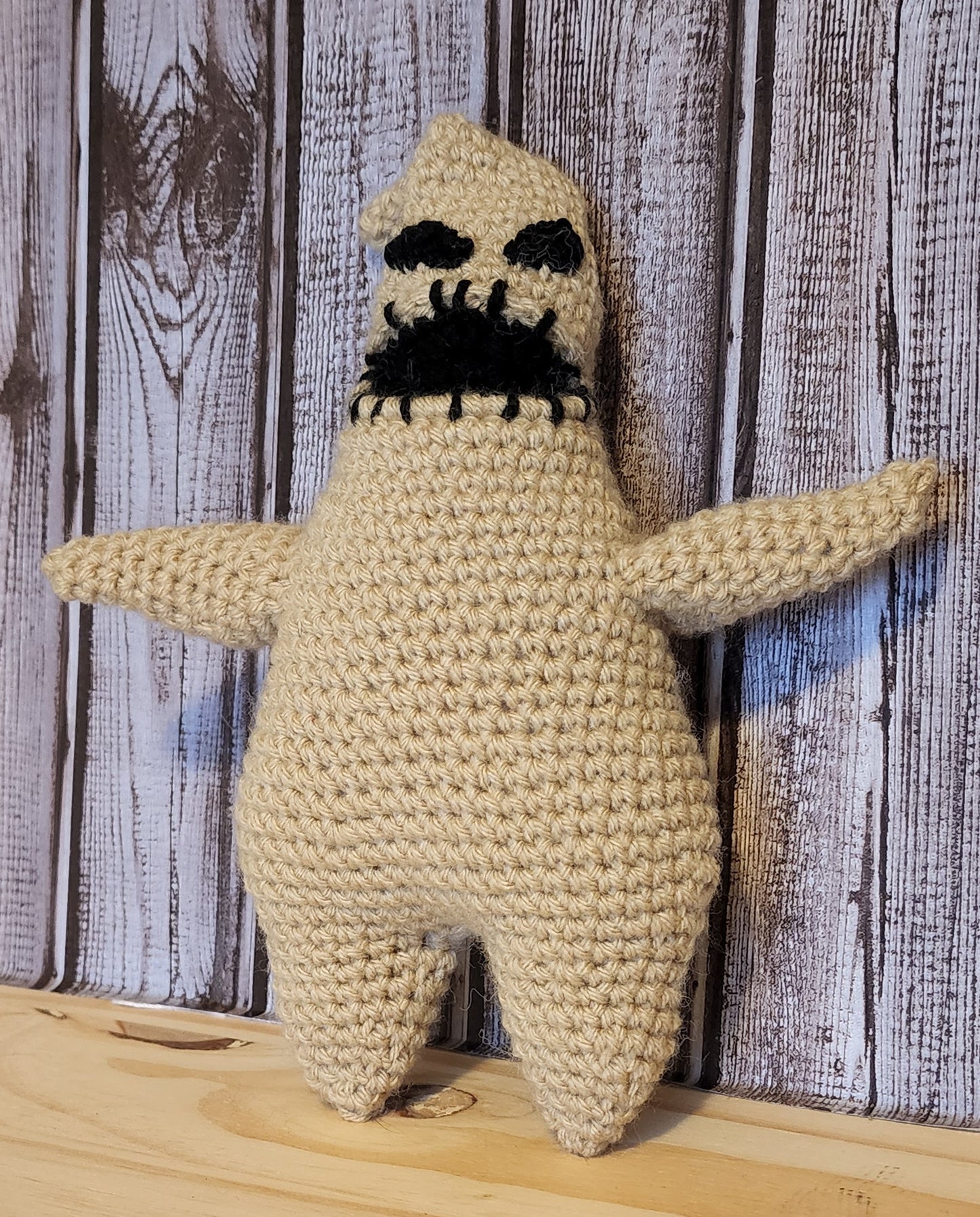 Stuffie de chico de arpillera espeluznante
